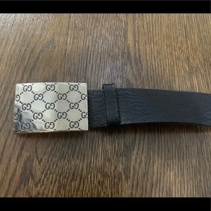 Gucci men’s black leather belt size 36